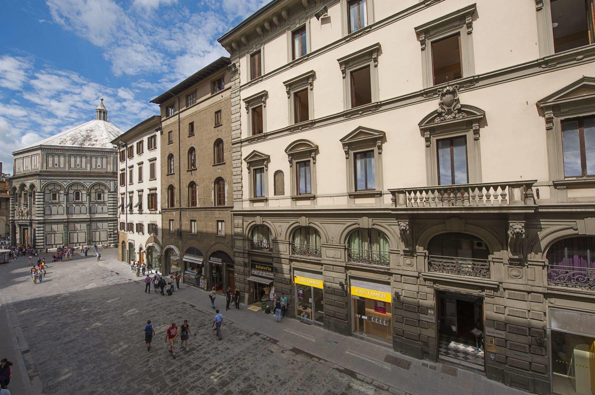 Palazzo Ruspoli Acomodação com café da manhã Florença Exterior foto